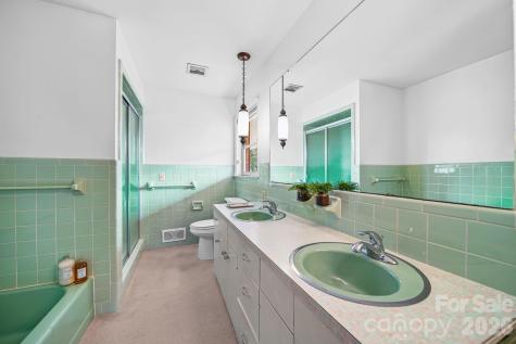 701 E Oakwood Avenue Albemarle NC 28001