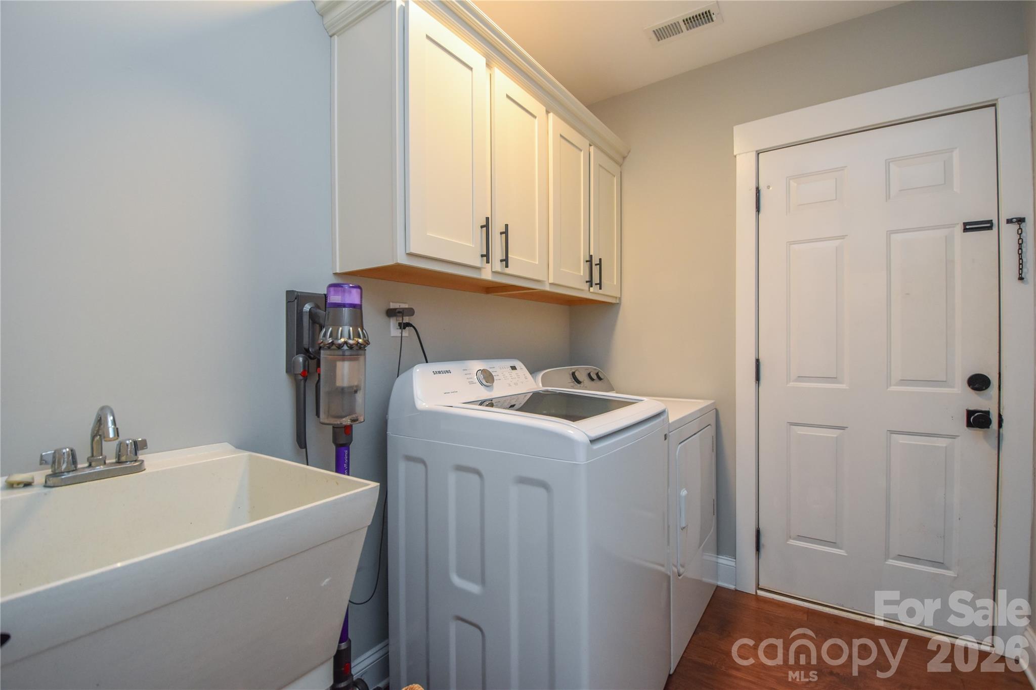 1809 Megan Ann Lane Lincolnton NC 28092