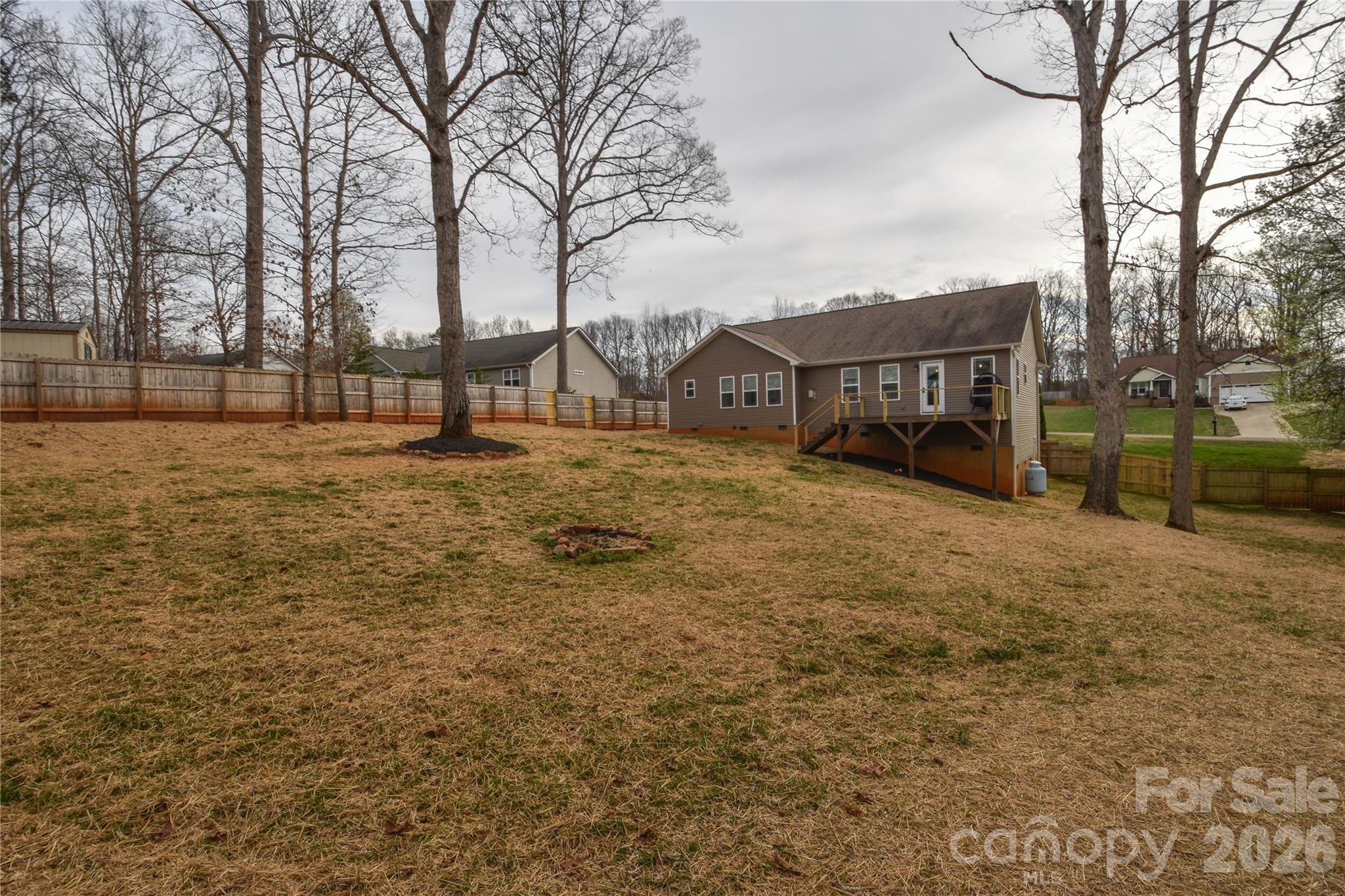 1809 Megan Ann Lane Lincolnton NC 28092