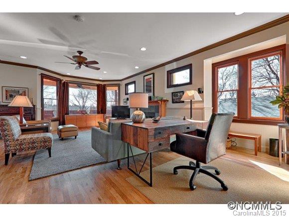 186 Courtland Place Asheville NC 28801
