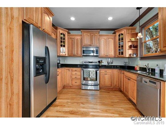 186 Courtland Place Asheville NC 28801