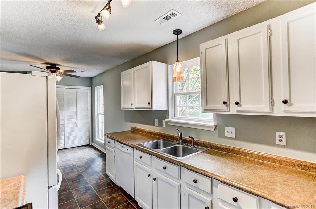 1636 English Knoll Drive Matthews NC 28105