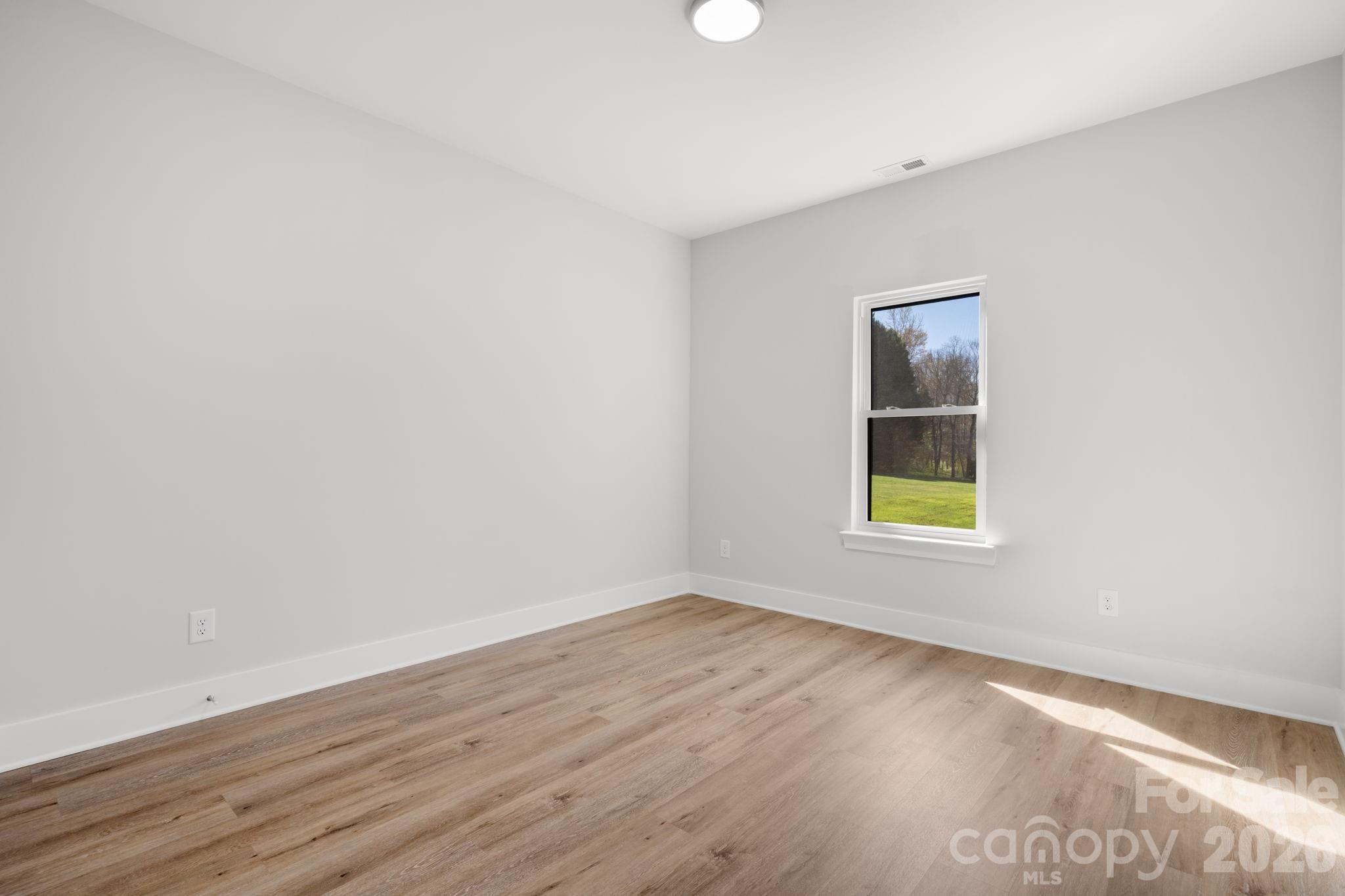 1213 Creekside Drive Conover NC 28613