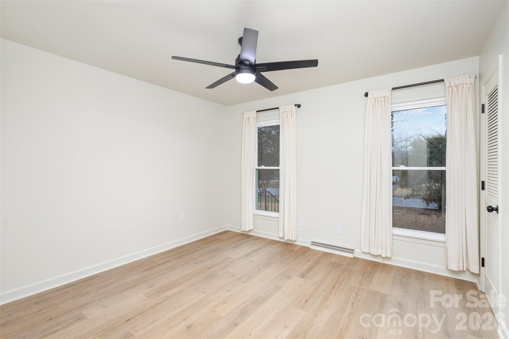 1627 Bonnie Lane Charlotte NC 28213