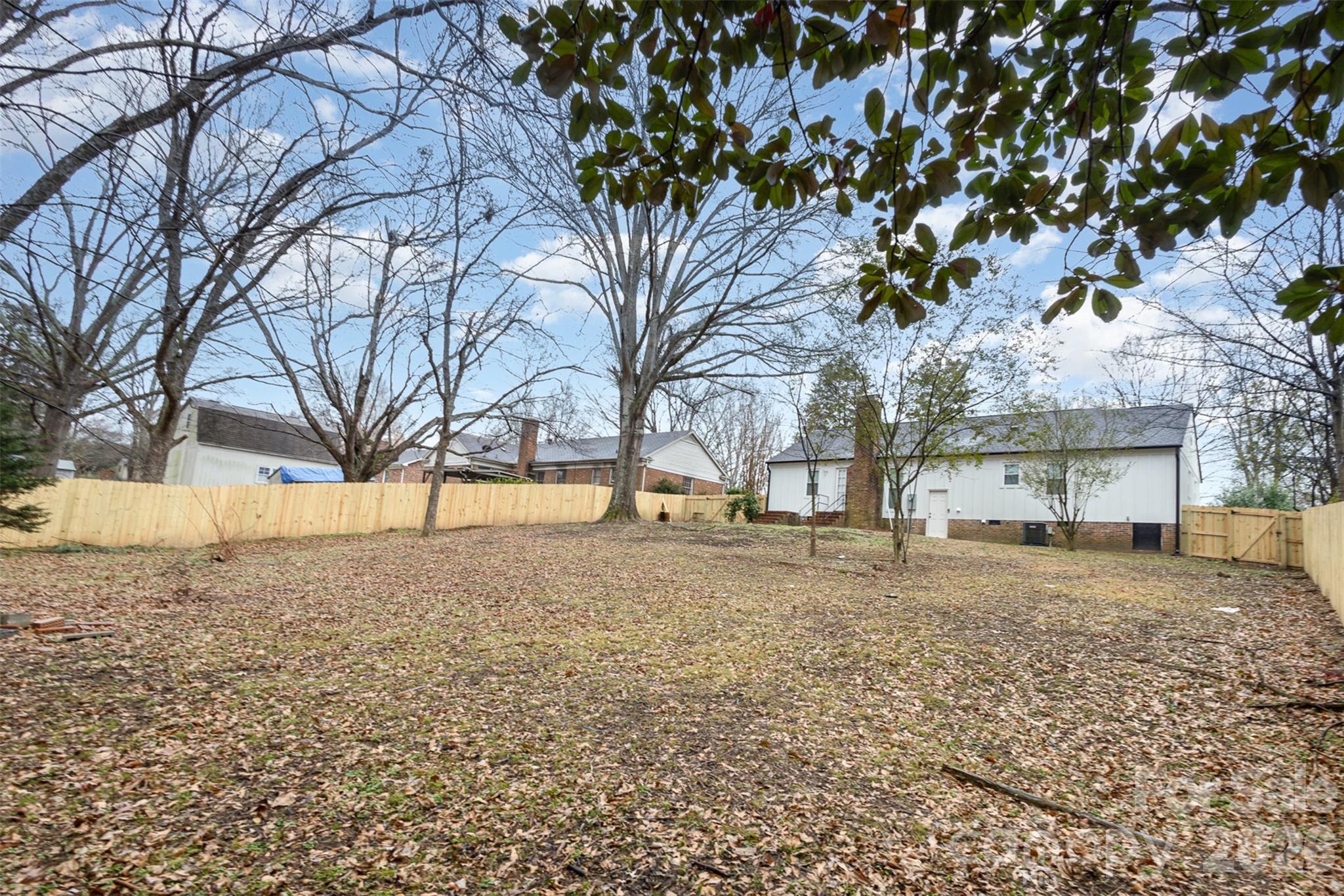 1627 Bonnie Lane Charlotte NC 28213