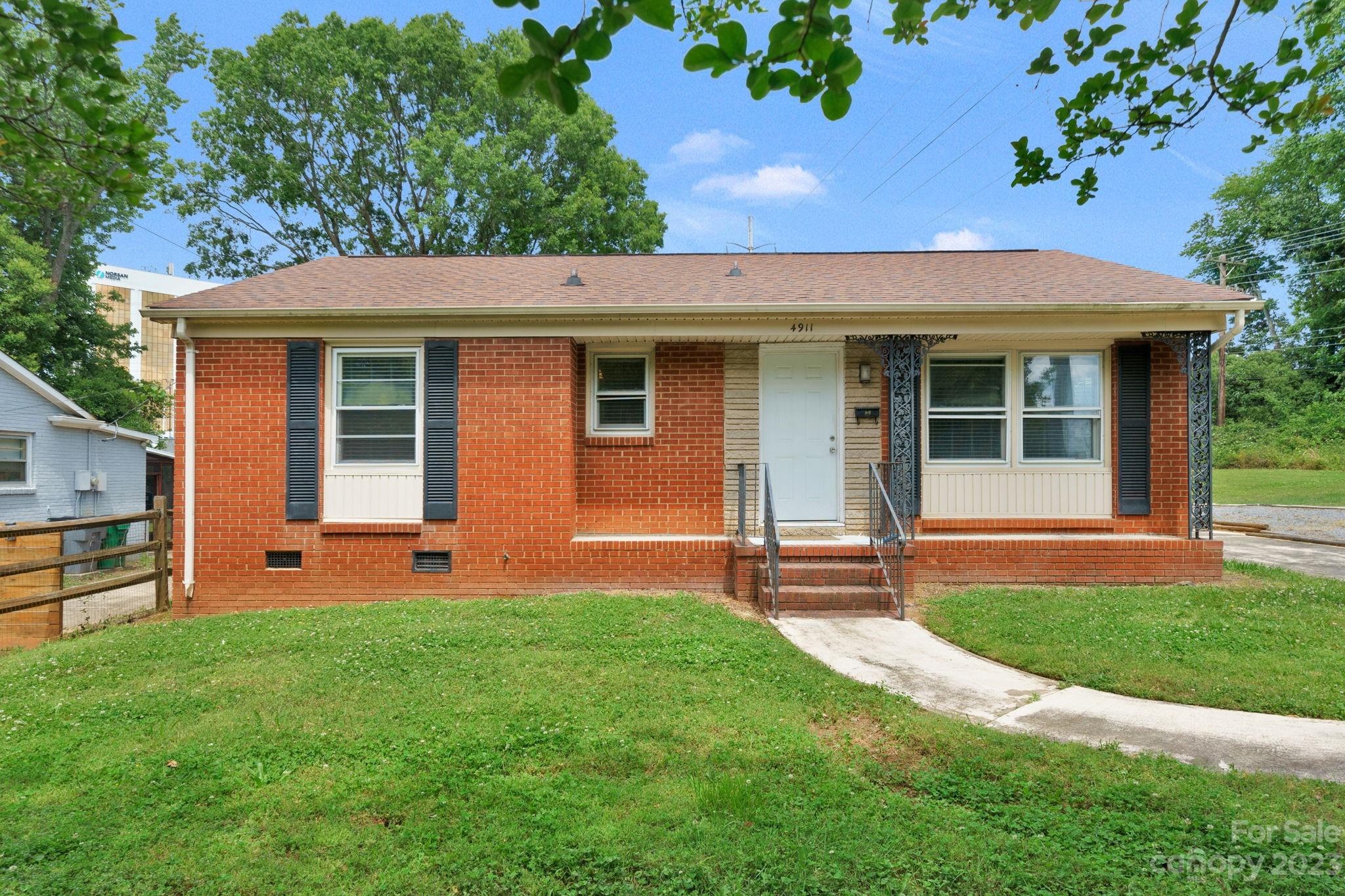 4911 Charleston Drive Charlotte NC 28212
