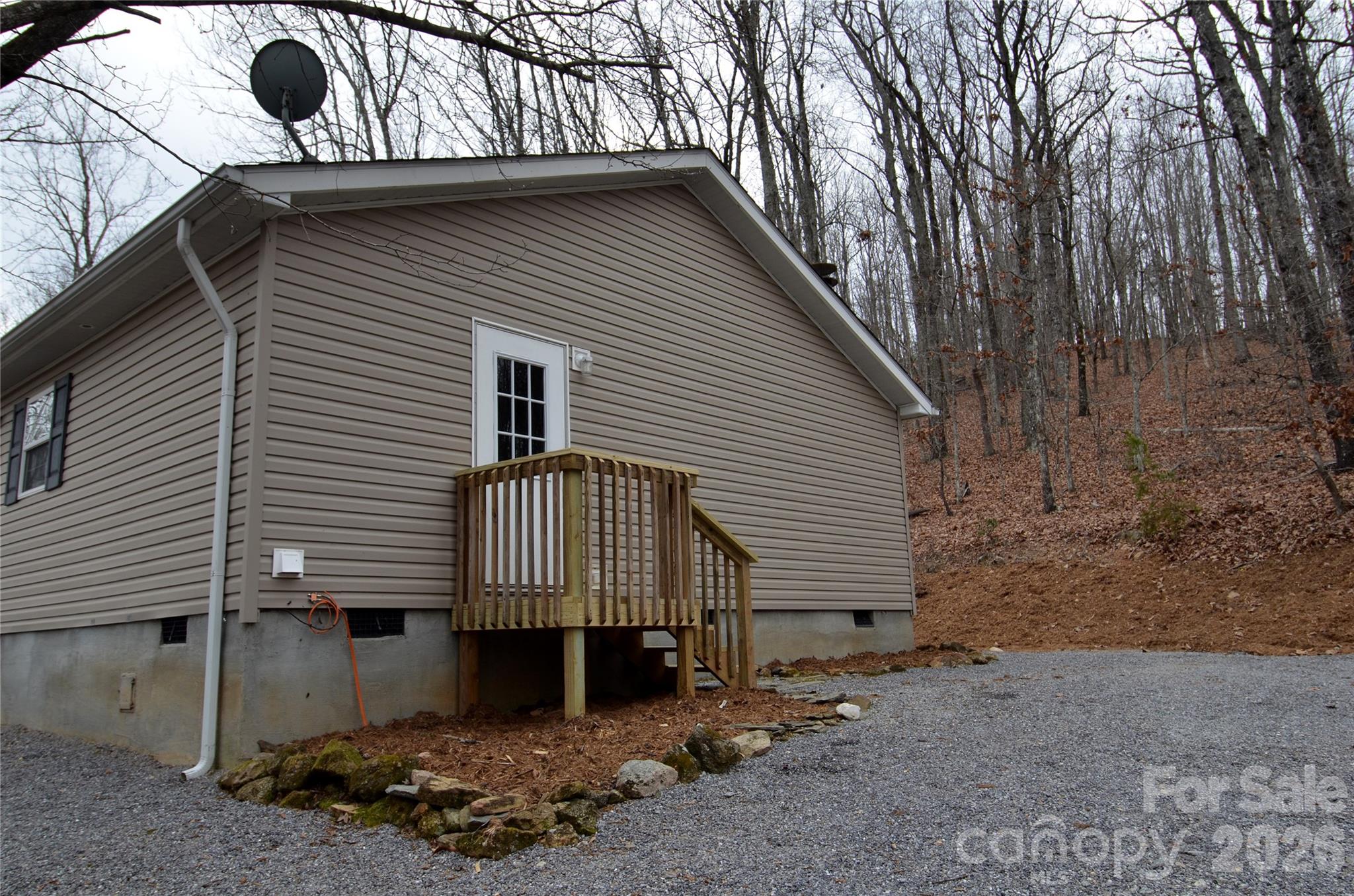 73 Walton Place Drive Nebo NC 28761