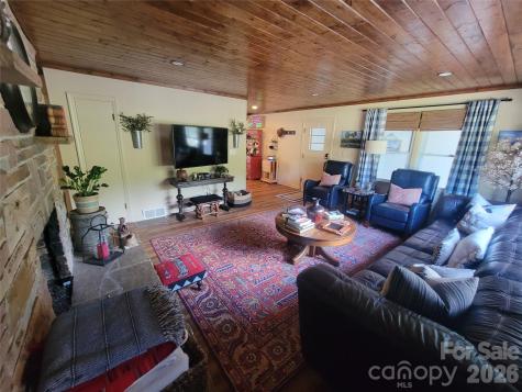 221 Moody Farm Road Maggie Valley NC 28751