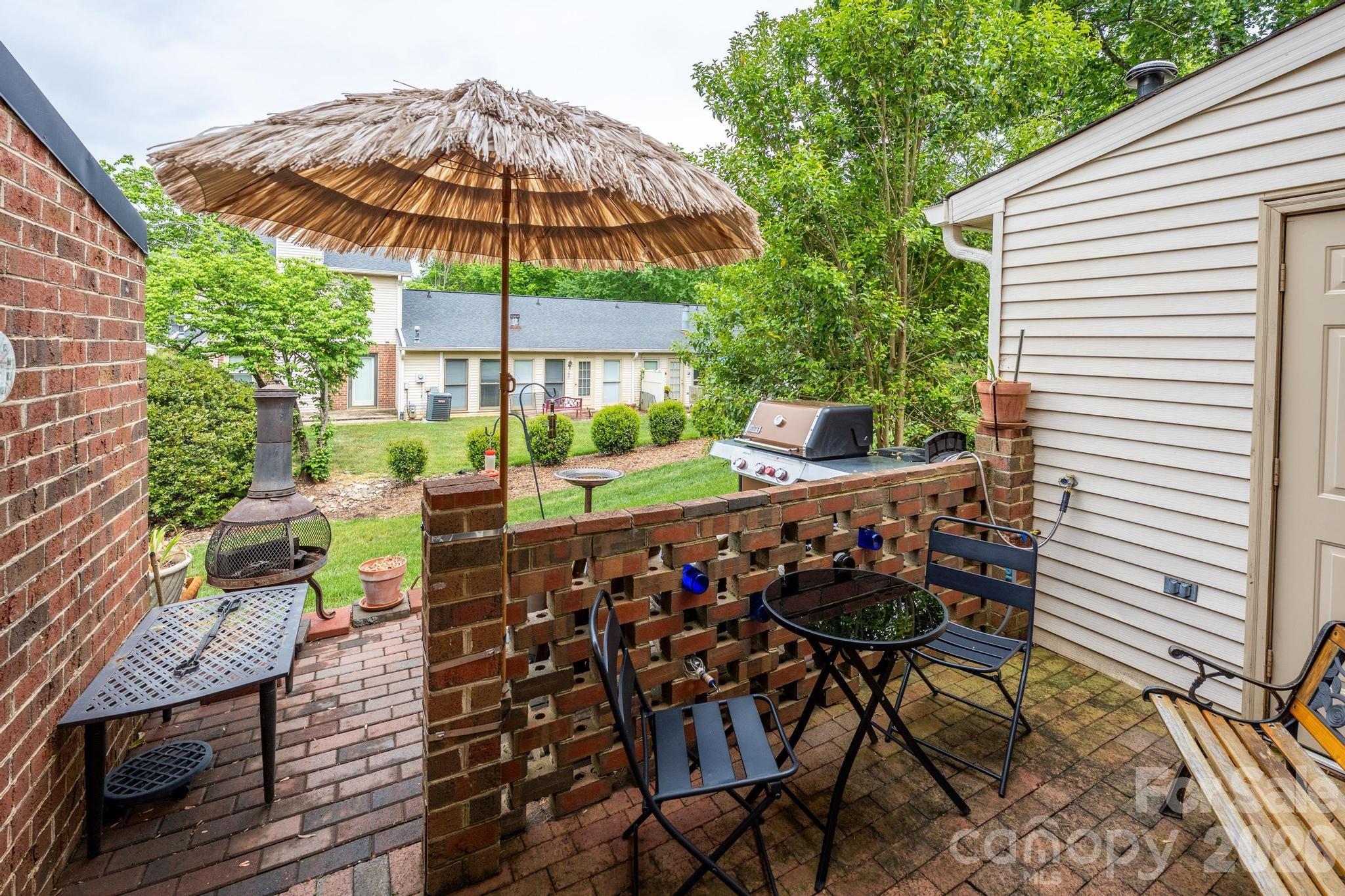 911 21st Avenue NE Hickory NC 28601
