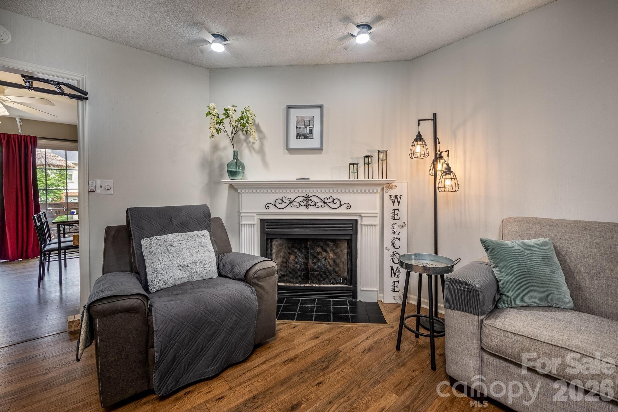 911 21st Avenue NE Hickory NC 28601