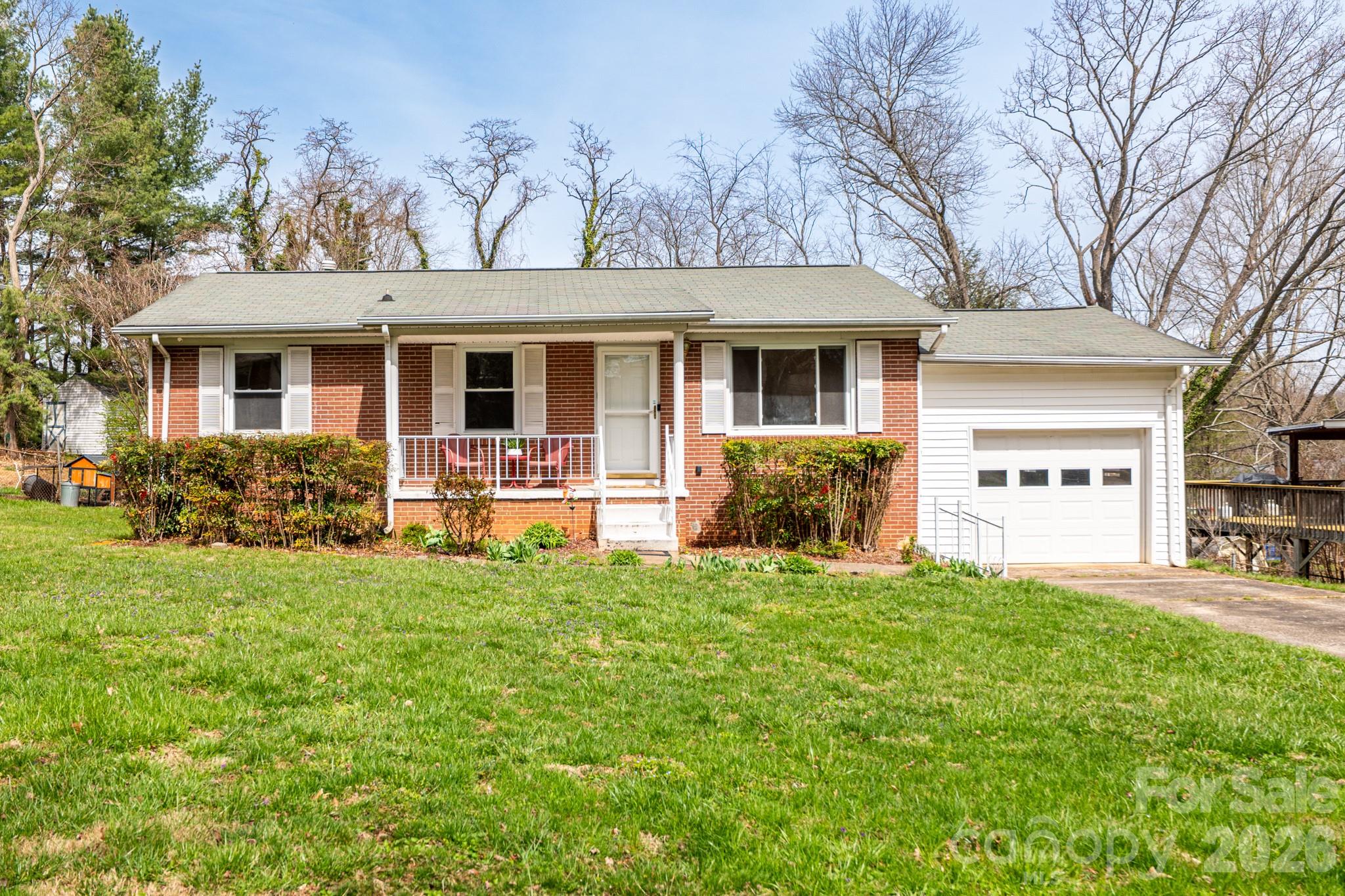 56 Skyview Terrace Asheville NC 28806