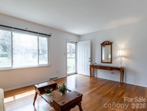 56 Skyview Terrace Asheville NC 28806