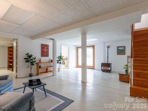 56 Skyview Terrace Asheville NC 28806
