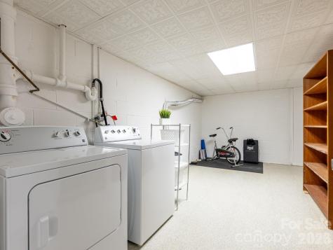 56 Skyview Terrace Asheville NC 28806