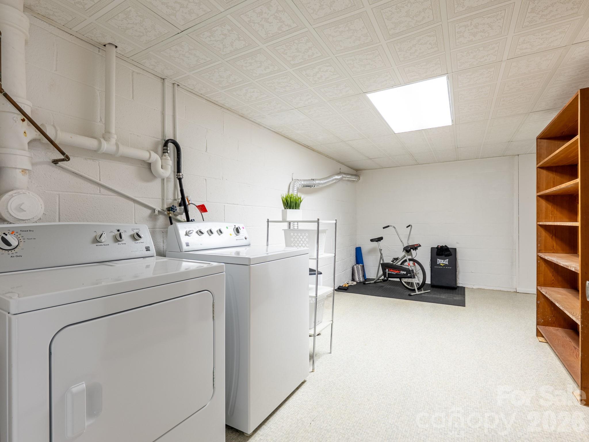56 Skyview Terrace Asheville NC 28806