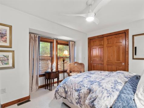 430 Rhododendron Lane Burnsville NC 28714