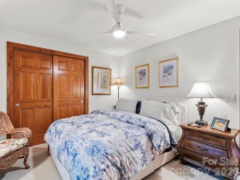 430 Rhododendron Lane Burnsville NC 28714