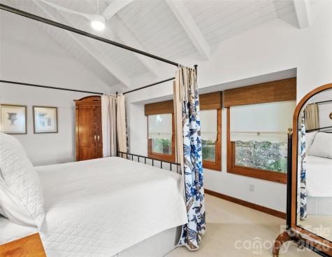 430 Rhododendron Lane Burnsville NC 28714