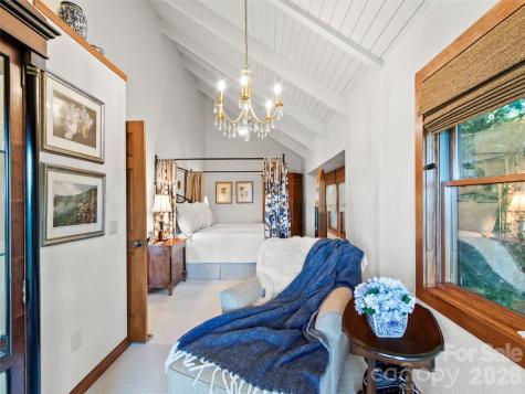 430 Rhododendron Lane Burnsville NC 28714