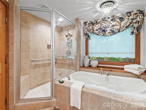 430 Rhododendron Lane Burnsville NC 28714