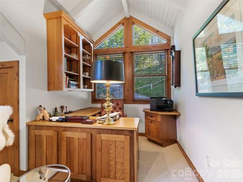 430 Rhododendron Lane Burnsville NC 28714