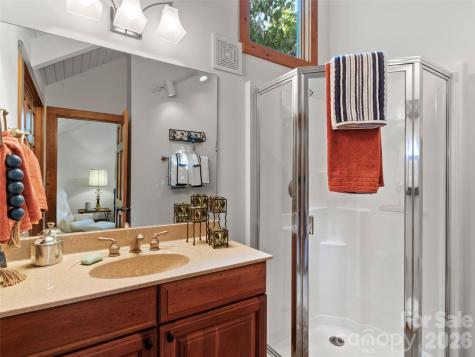 430 Rhododendron Lane Burnsville NC 28714