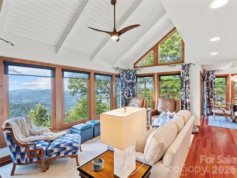 430 Rhododendron Lane Burnsville NC 28714