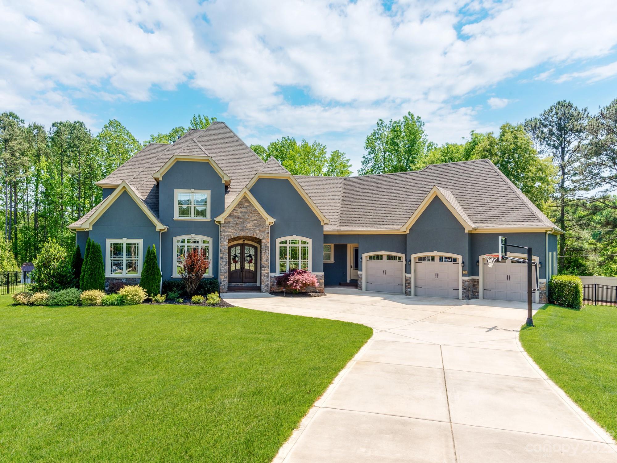 147 Castle Drive Mooresville NC 28117