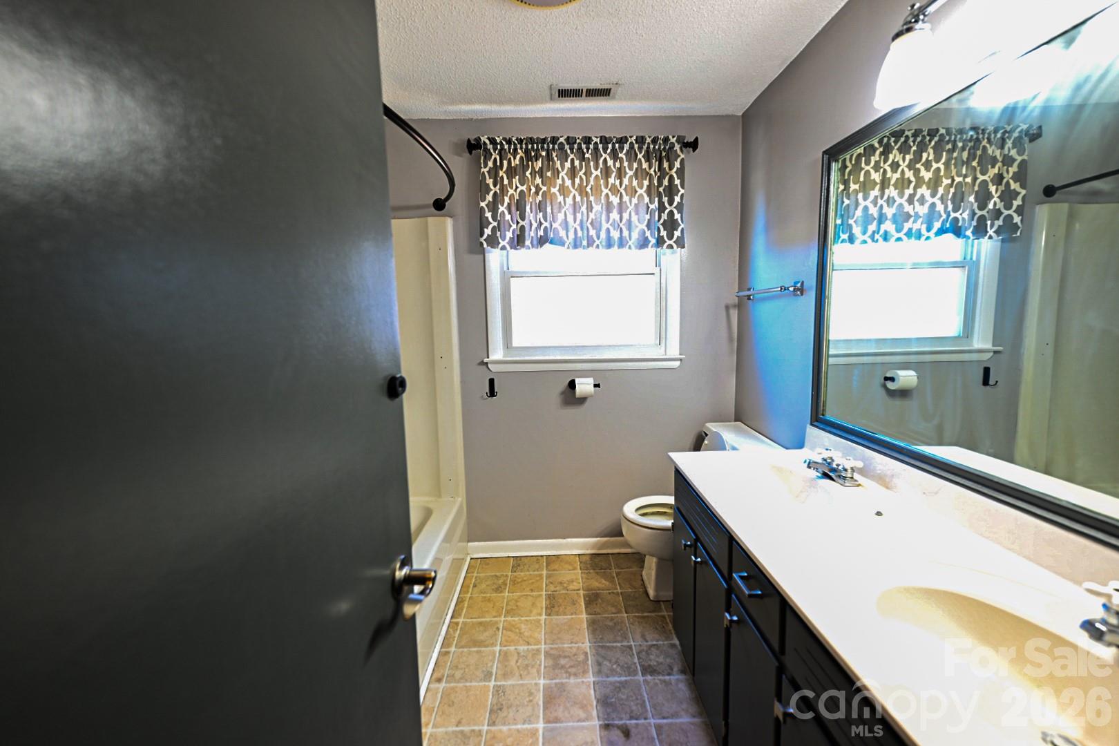1113 Pecan Street Conover NC 28613