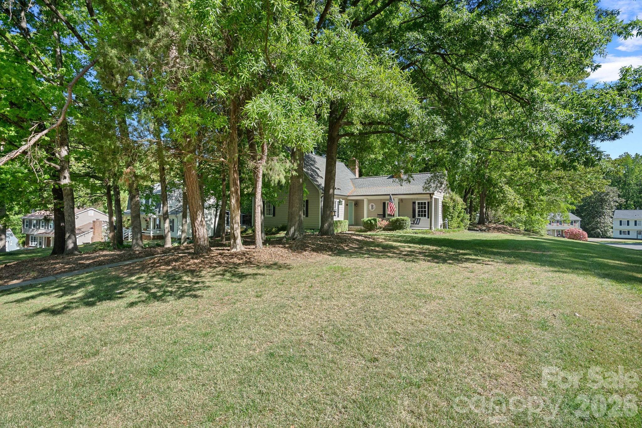 817 Bent Wood Court Matthews NC 28105