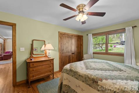 1060 Indian Camp Creek Road Hot Springs NC 28743