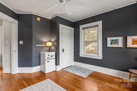 5 Chiles Avenue Asheville NC 28803