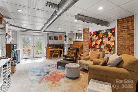 5 Chiles Avenue Asheville NC 28803