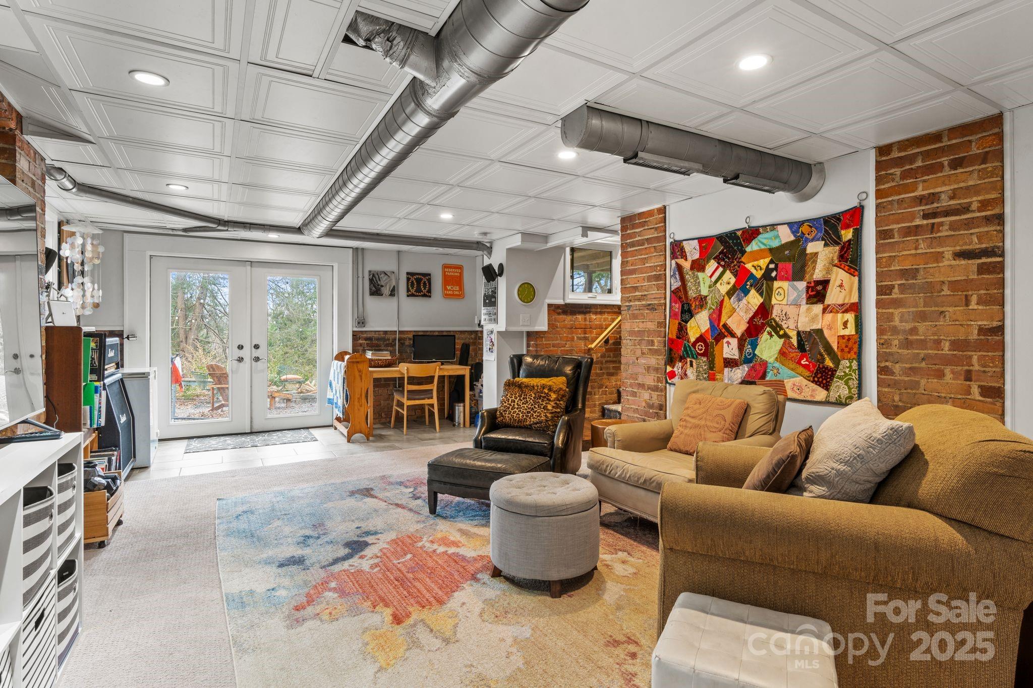 5 Chiles Avenue Asheville NC 28803