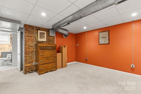 5 Chiles Avenue Asheville NC 28803