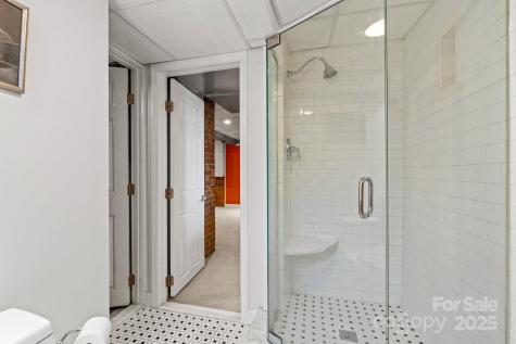 5 Chiles Avenue Asheville NC 28803