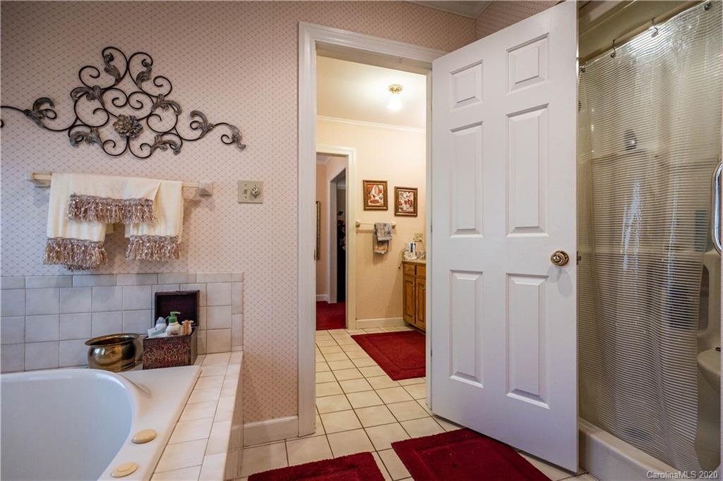 304 La Foret Drive Morganton NC 28655