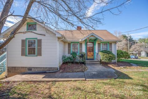 32 Beverly Road W Asheville NC 28806