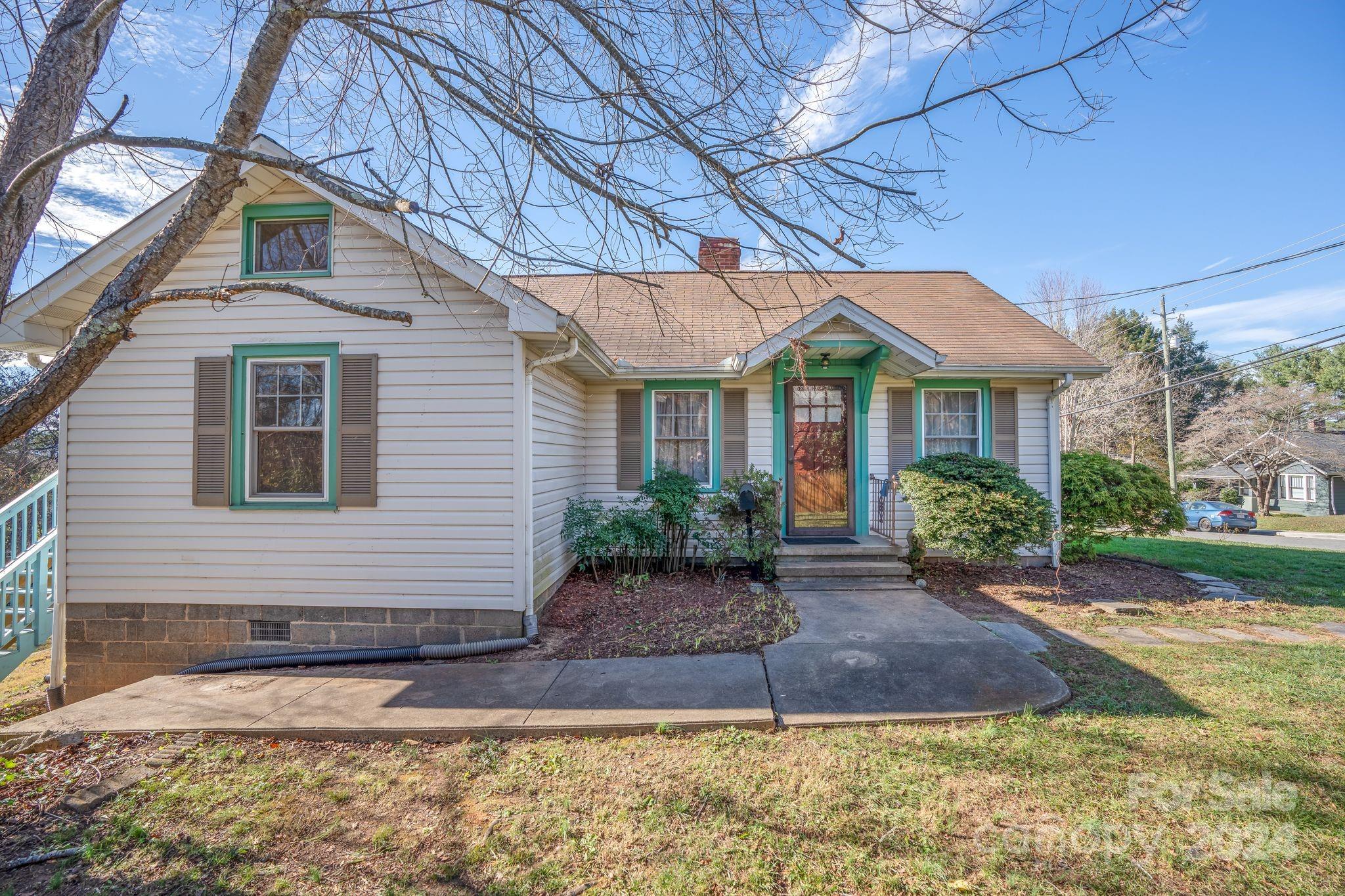 32 Beverly Road W Asheville NC 28806