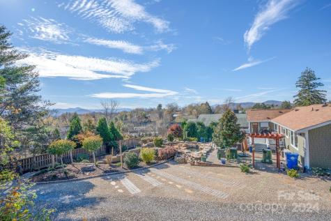 32 Beverly Road W Asheville NC 28806
