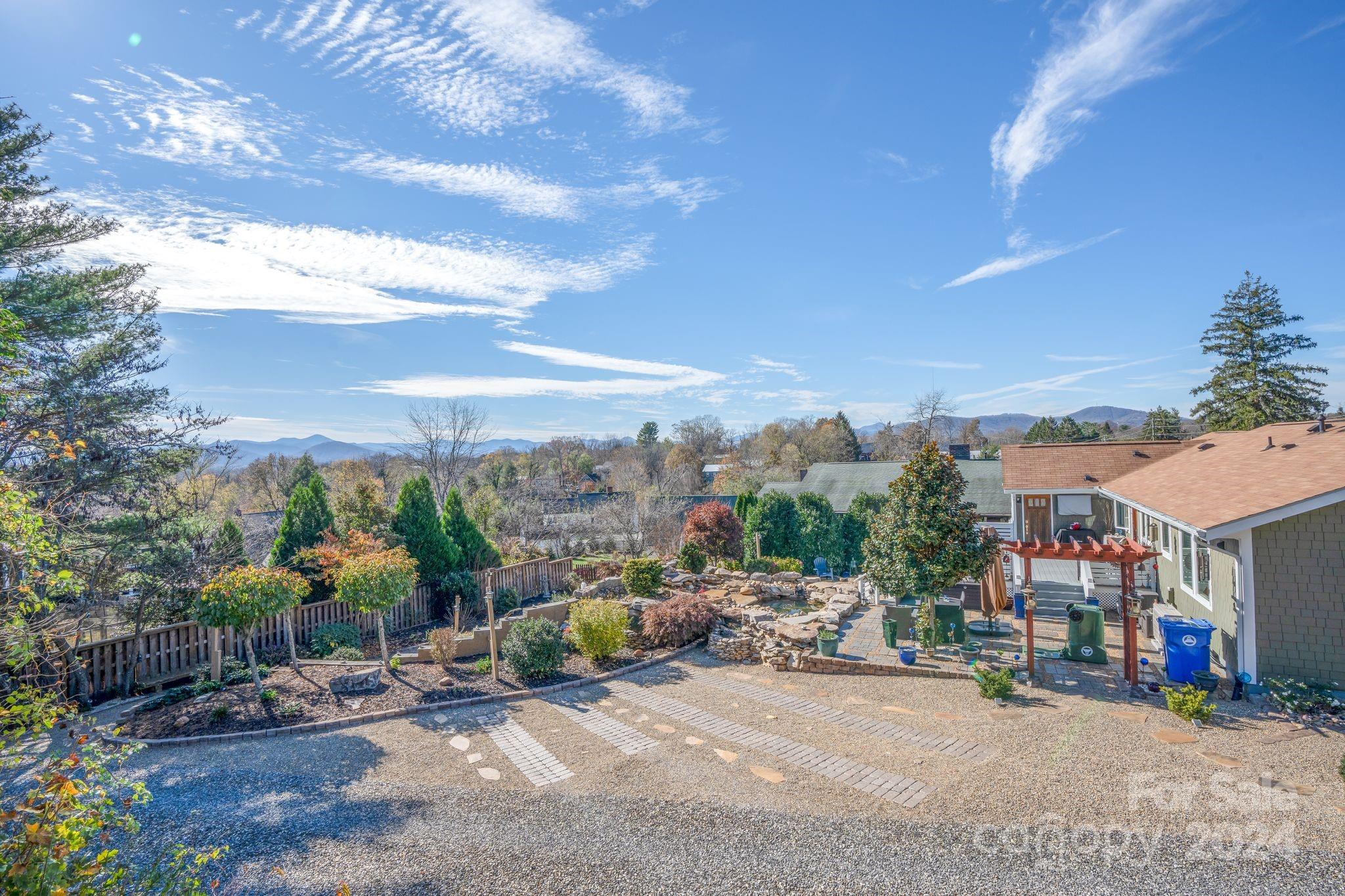 32 Beverly Road W Asheville NC 28806