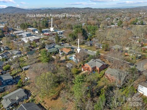 32 Beverly Road W Asheville NC 28806