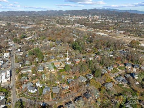 32 Beverly Road W Asheville NC 28806