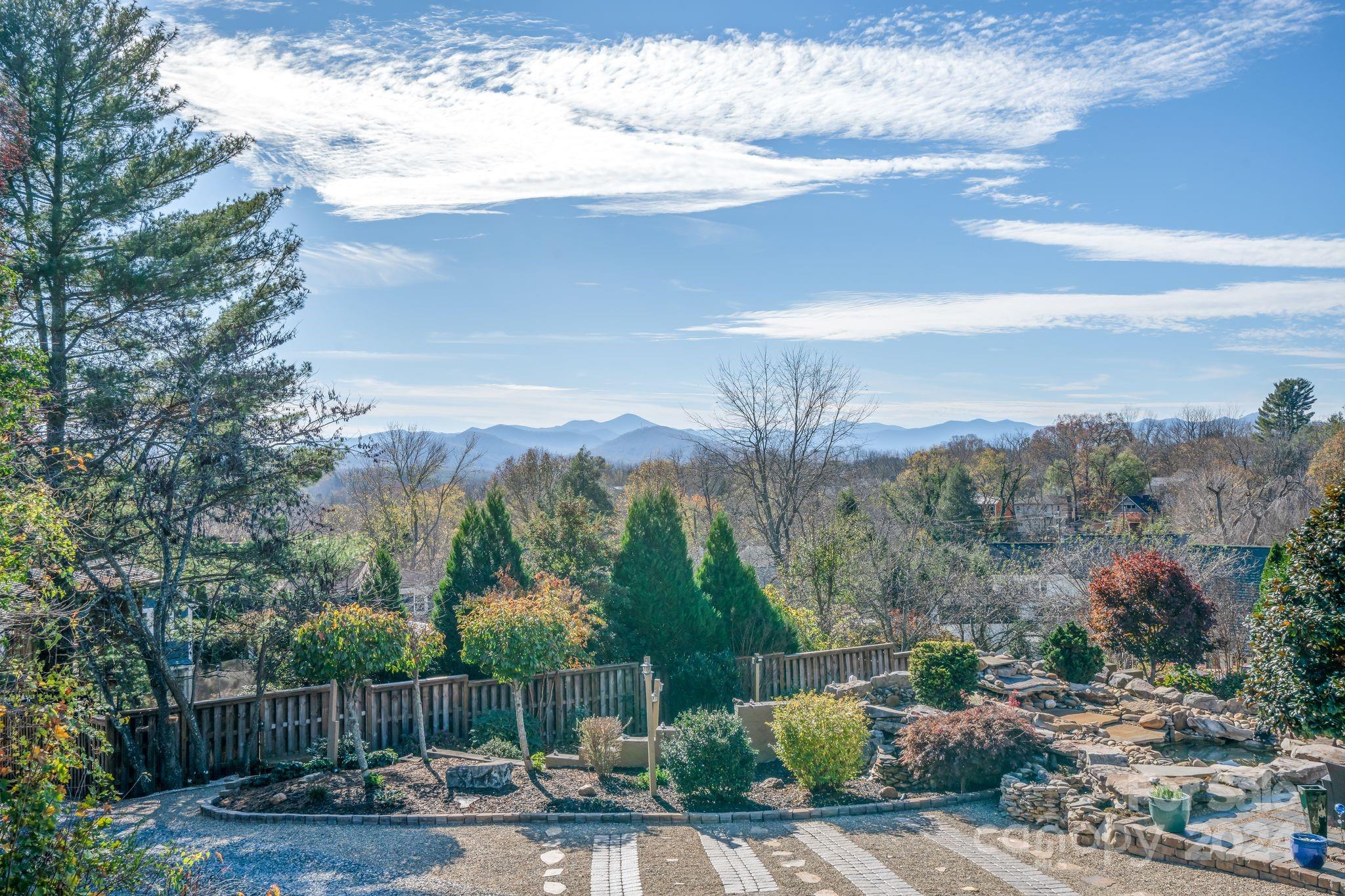 32 Beverly Road W Asheville NC 28806