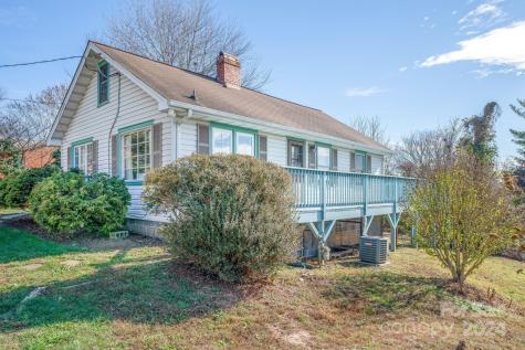 32 Beverly Road W Asheville NC 28806