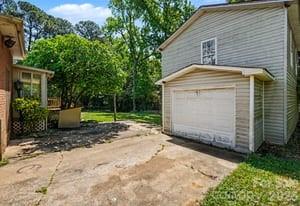 7040 Idlewild Road Charlotte NC 28212