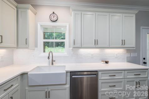 1894 Cline Farm Road Lincolnton NC 28092