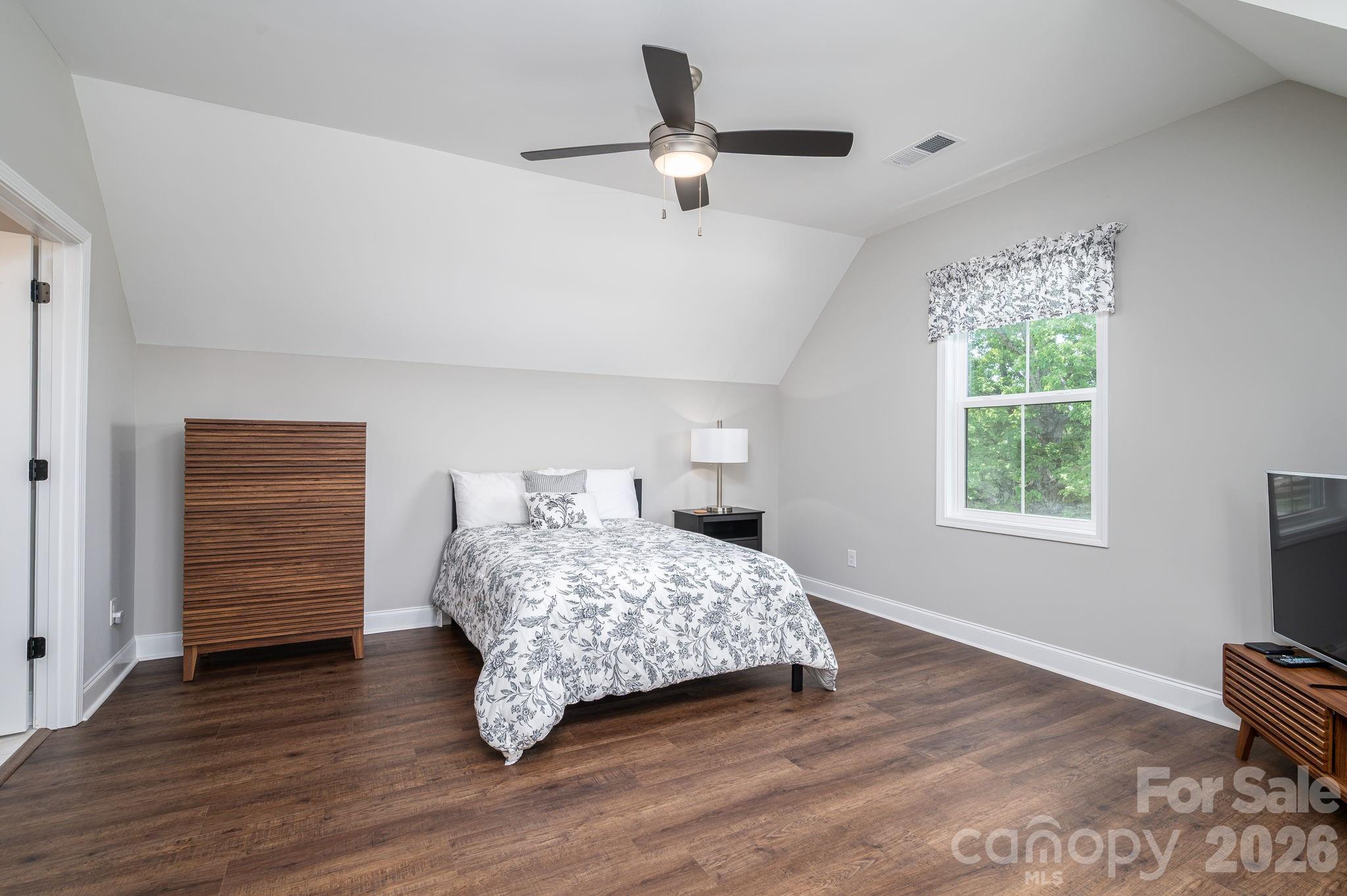 1894 Cline Farm Road Lincolnton NC 28092