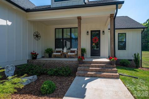 1894 Cline Farm Road Lincolnton NC 28092