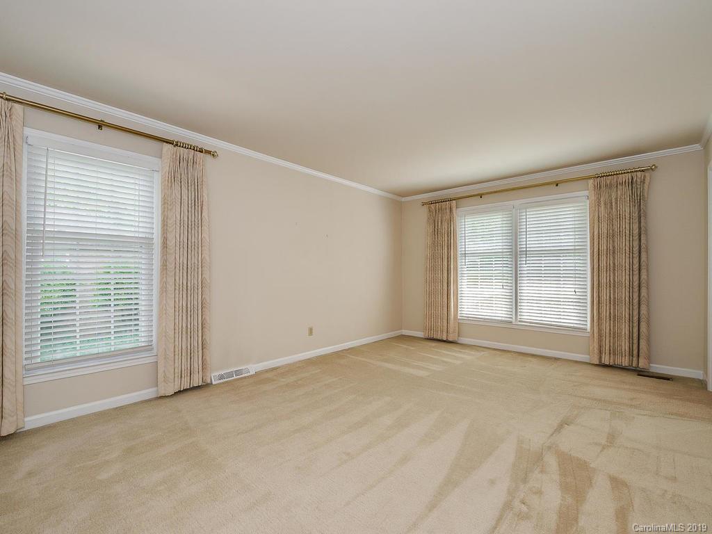 6430 Saint John Lane Charlotte NC 28210